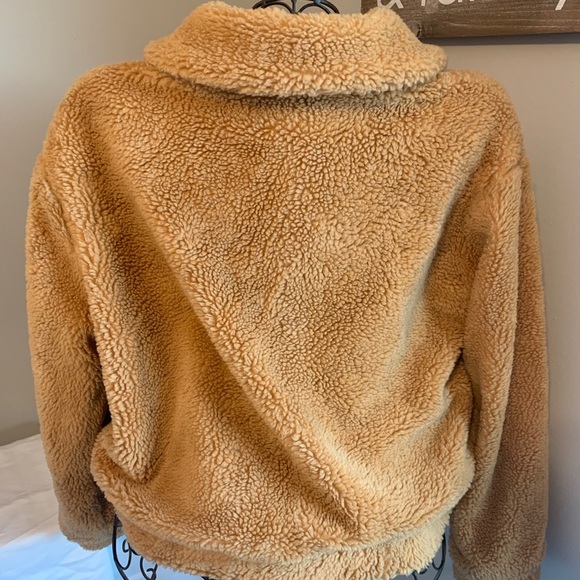 Urban Outfitters Teddy Coat - Picture 2 of 2